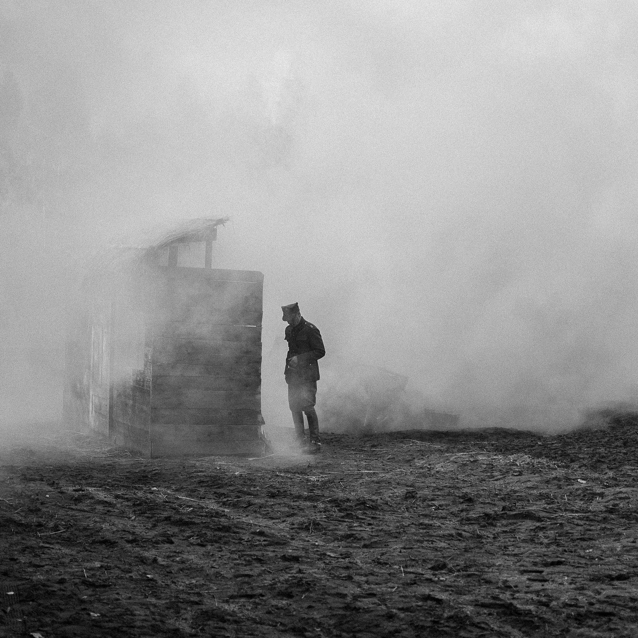 TSUNAMIS DE GUERRA Nieves rojas, frio en el alma